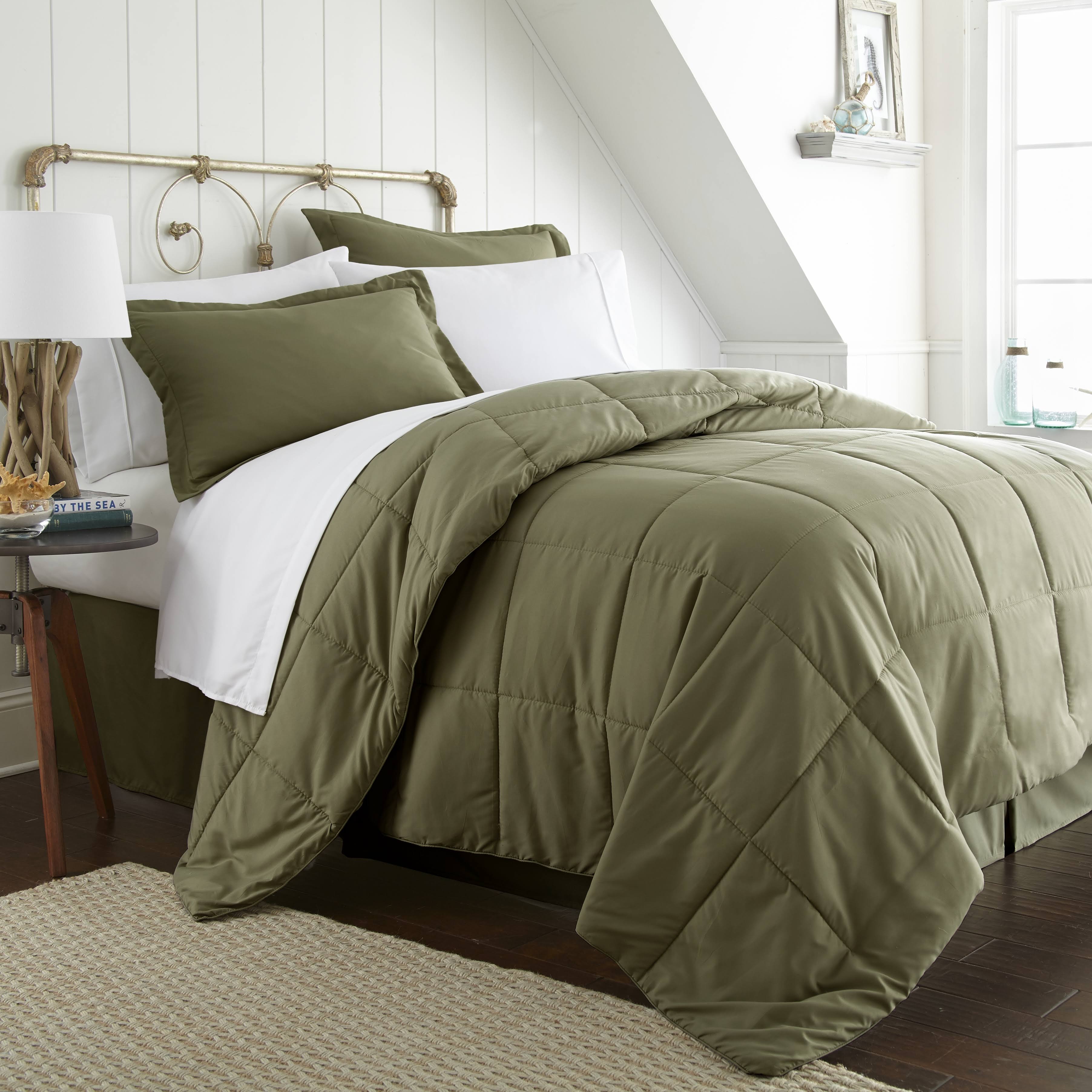 Sage Microfiber California King 8-Piece Bed in A Bag V695296