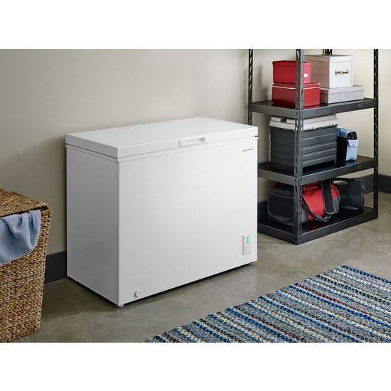 7.0 Cu. ft. Compact Chest Freezer White S581
