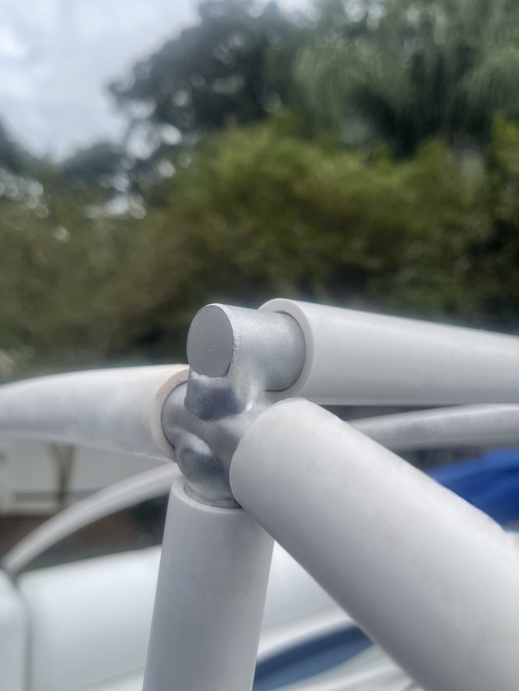 Pontoon Boat Canvas Solution with 6 Rise with 18 Gator Bites P866099
