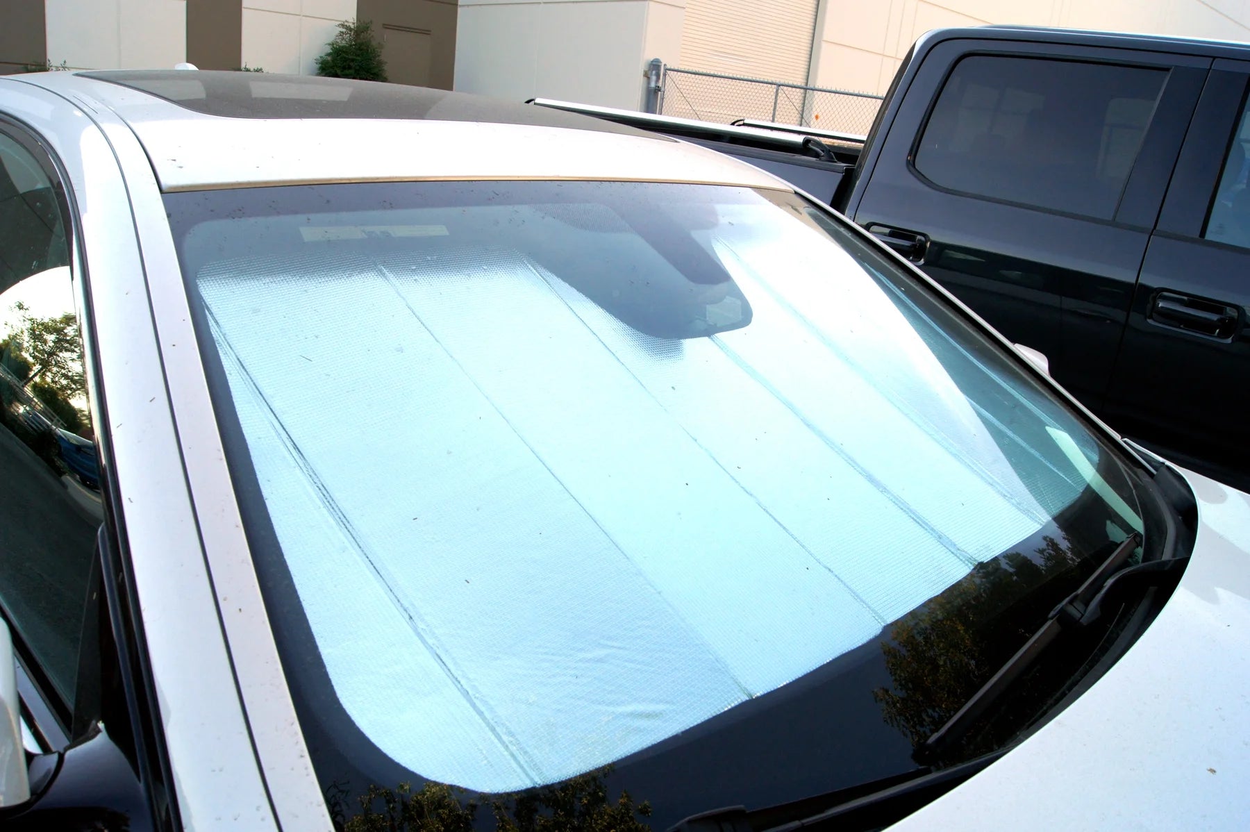 Custom Fit Windshield Sun Shade Protector for Subaru Forester J84661