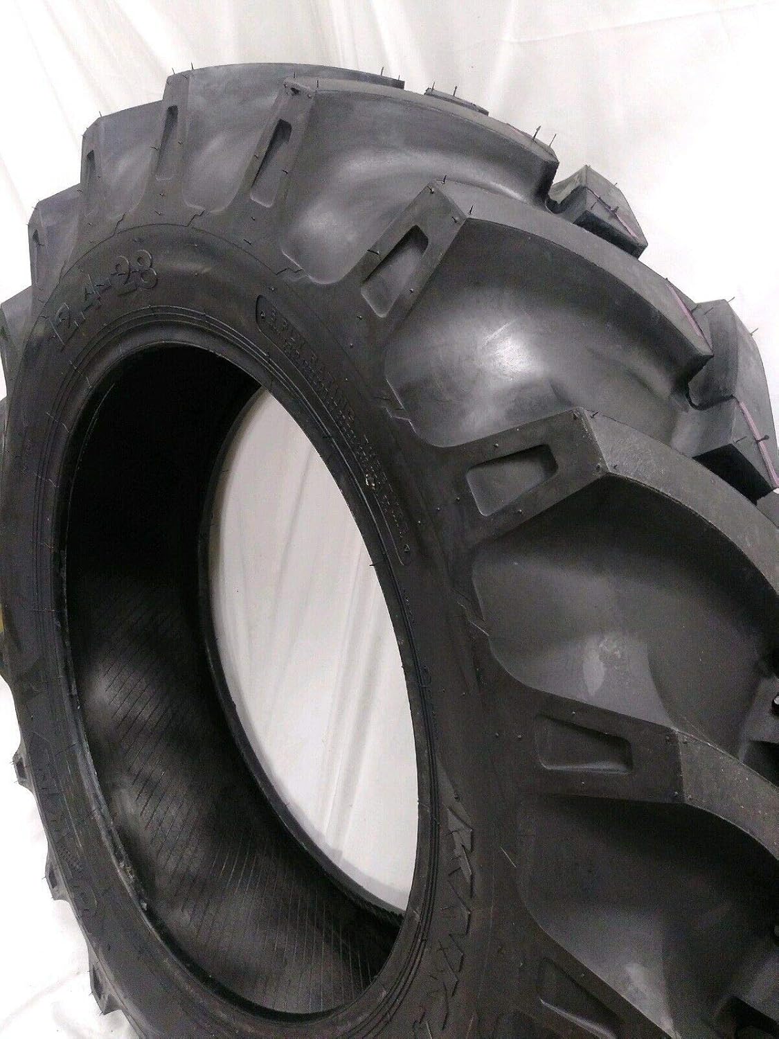 2 Tires + 2 Tubes 11.2-28 8 Ply Q818046