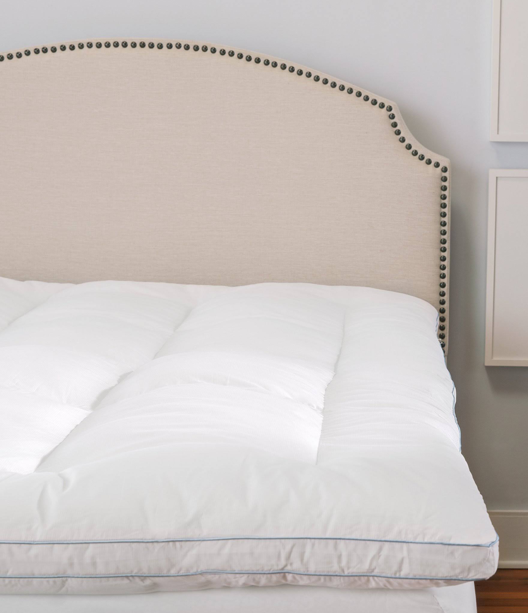 Queen Memory Foam and Fiber Mattress Topper N209849