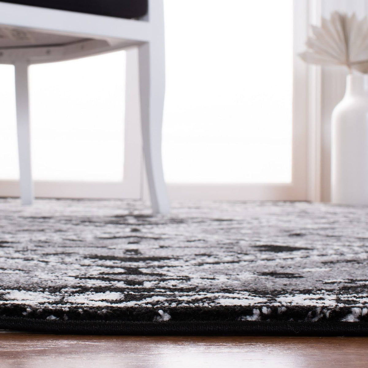 Grey / Black Vintage Rug P5558