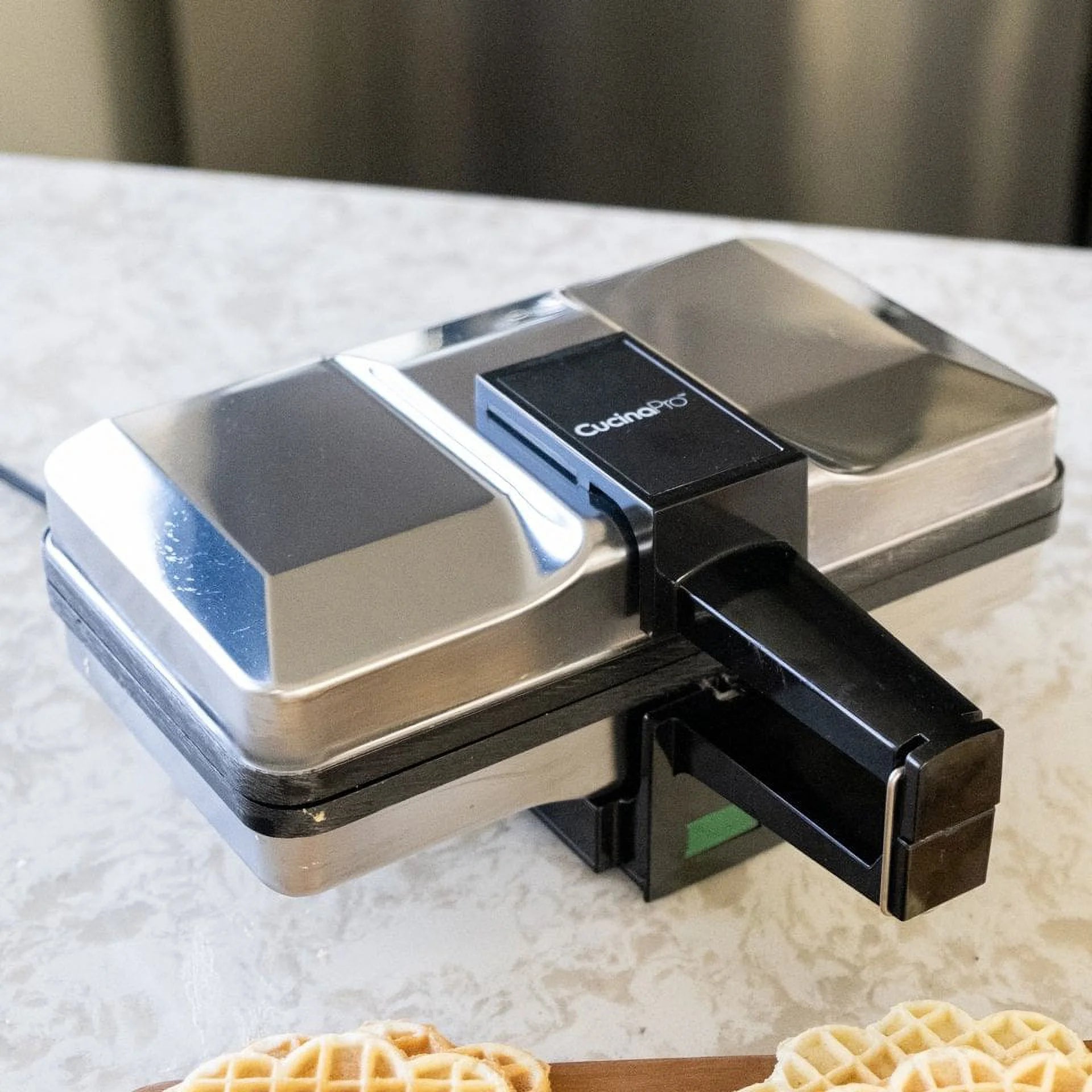 Nonstick Pizzelle Baker E333