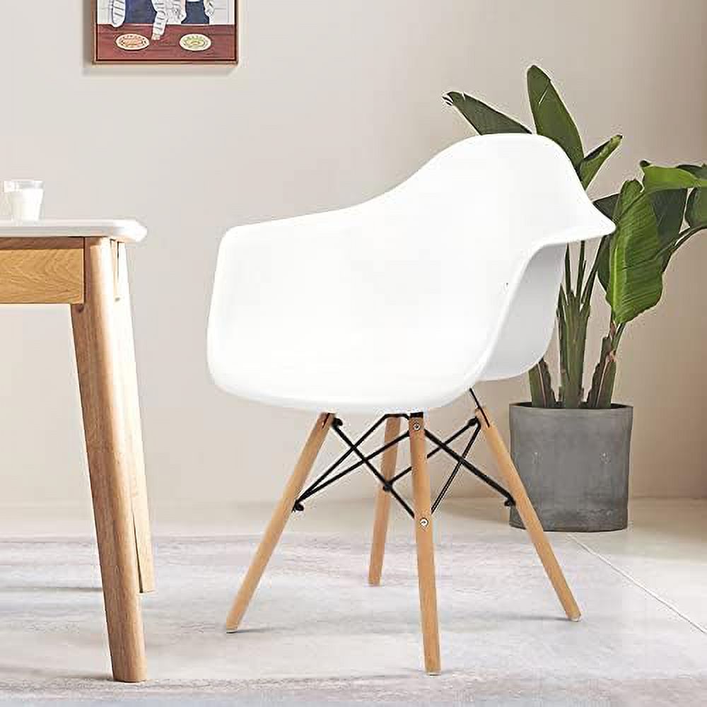 White Set of 4 Plastic Dining Chairs with Wood Legs T6643