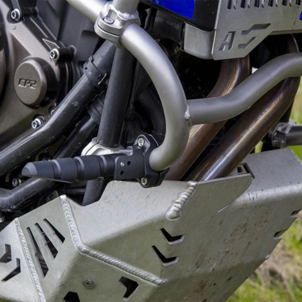 Universal Motorcycle 360 Rotatable Highway Crash Bar Foot Pegs H3950