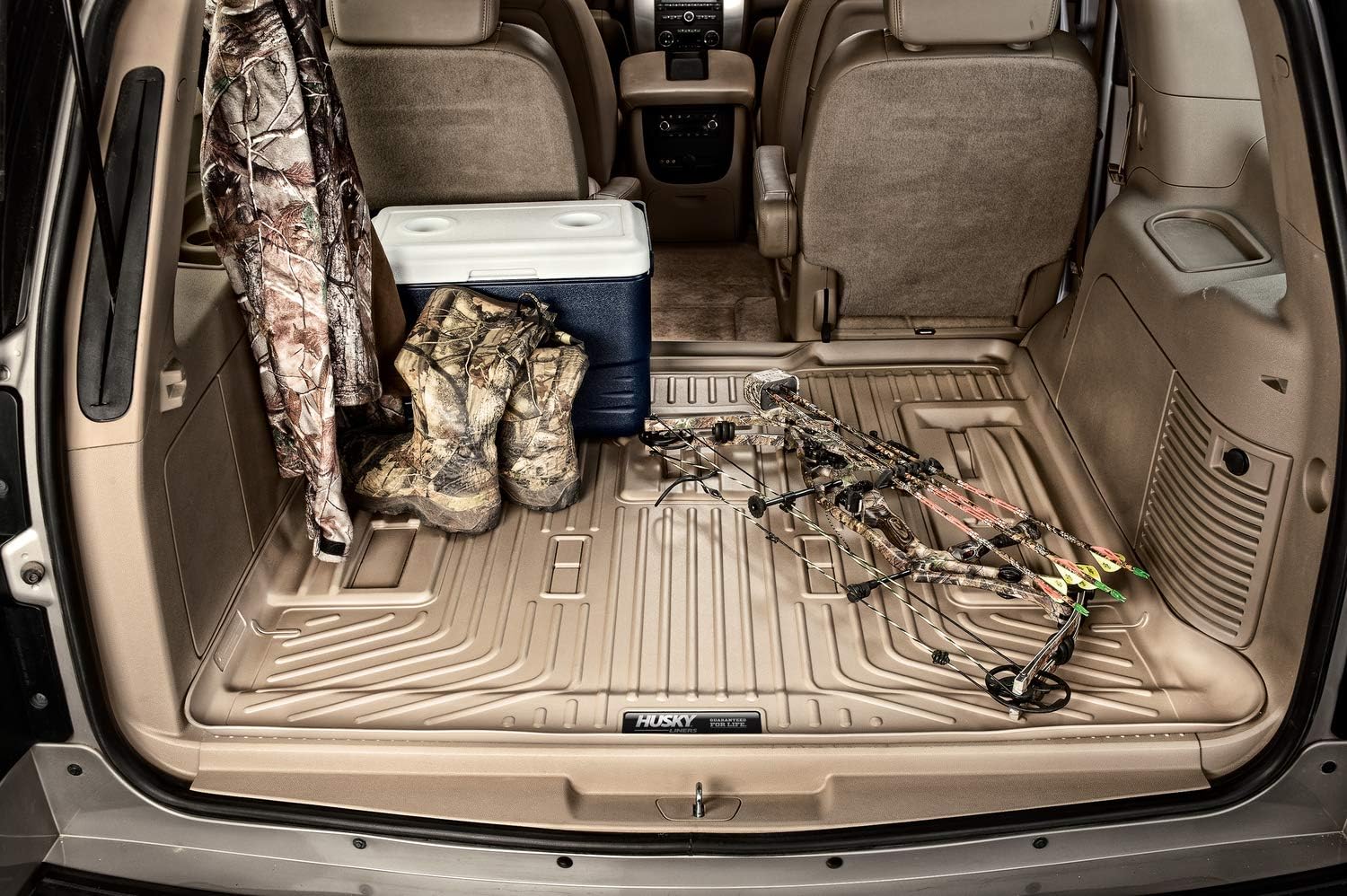 Black Cargo Liner Behind 2nd Seat V7639