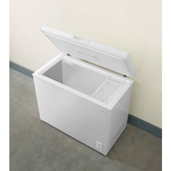 7.0 Cu. ft. Compact Chest Freezer White S581