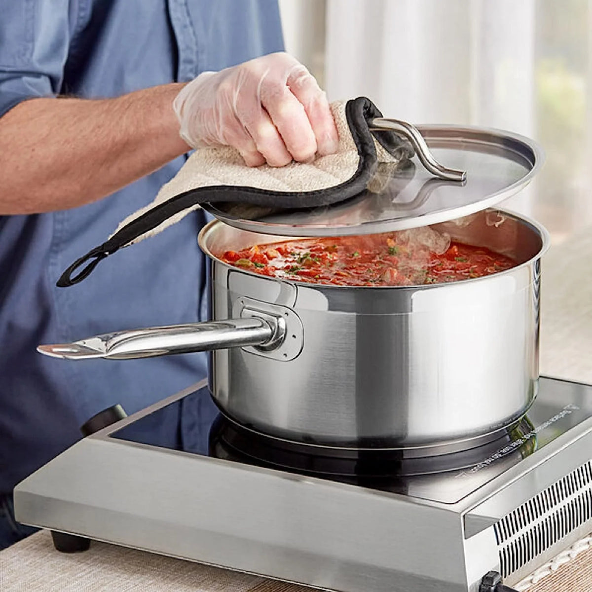 6 qt. Stainless Steel Saucepan with Lid P4491